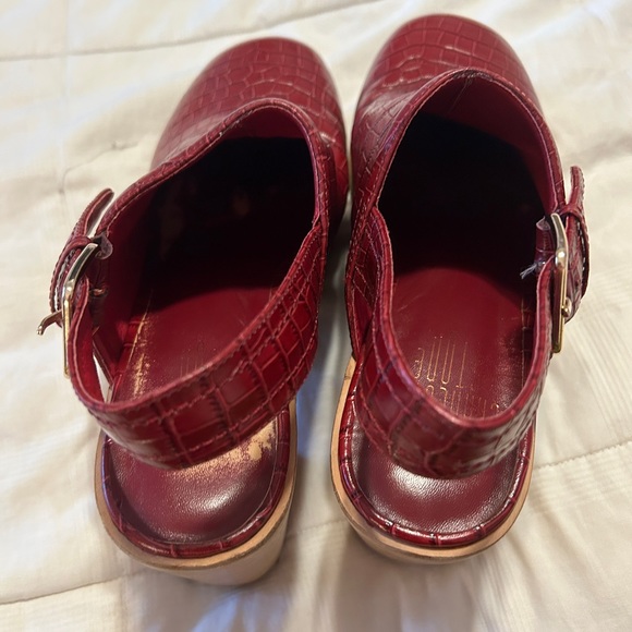 Charlotte Stone size 9 Bonnie in red crocodile leather - Picture 3 of 11